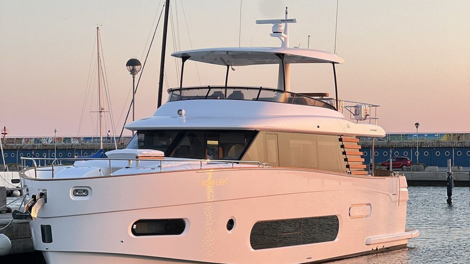 Azimut Magellano 66 Moon Light long-range motor yacht charter Croatia