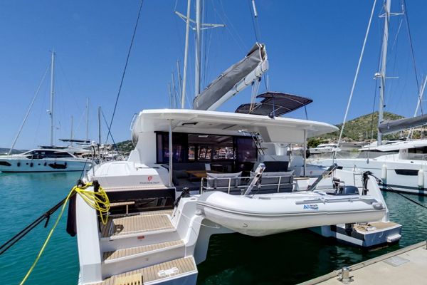Astrèa 42 'Diamond' - Available for charter on Yachtaris