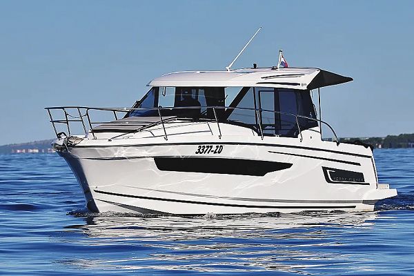 Merry Fisher 895 Ohana - motor yacht charter