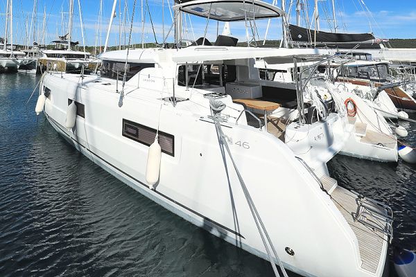 Lagoon 46 'Deepsea' - Available for charter on Yachtaris